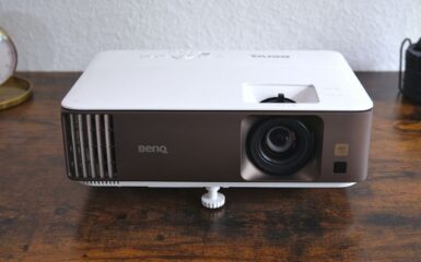 BenQ W1800 Review: 4K HDR Projector
